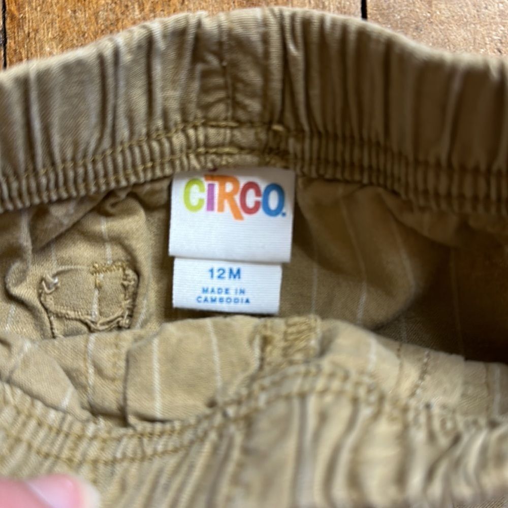 Circo Shorts size 12 months khaki shorts Tan Cotton Elastic waist Shorts - Picture 2 of 4
